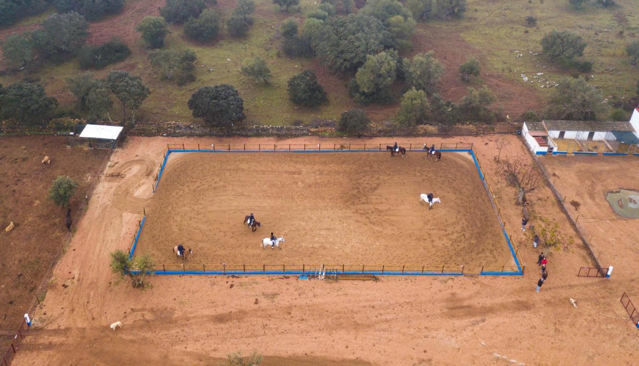 مبيت وإفطار إيستريموز Tapada Do Chafariz المظهر الخارجي الصورة